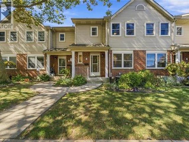 55 Kerman Avenue Unit# 47, Grimsby, ON, L3M 5G2 townhouse for sale | Listing ID 40865 | Royal LePage