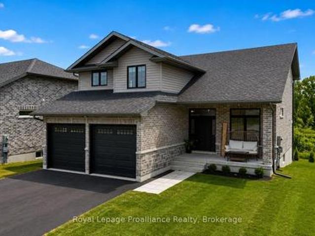 55 Lanark Drive, Belleville Ward, ON, K8N 0G8 house for sale | Listing ID X13742 | Royal LePage