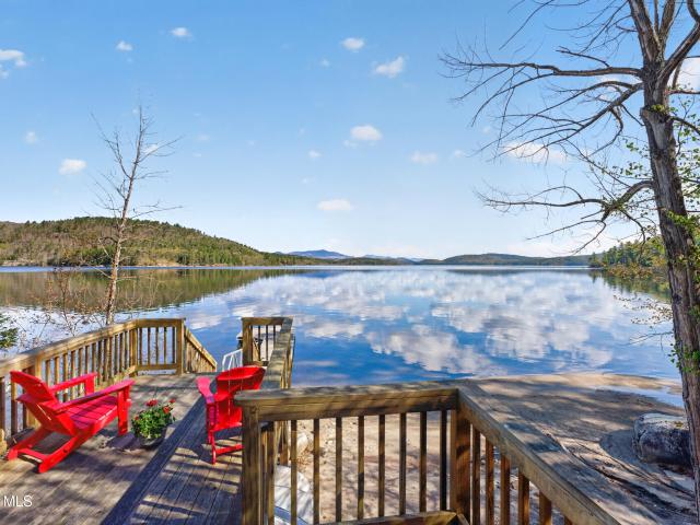 55 Lakeview Drive
