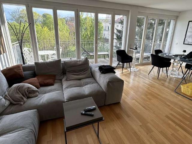 55 m² in Toplage am Englischen Garten | 2 Balkone | teilmöbliert | auf Zeit