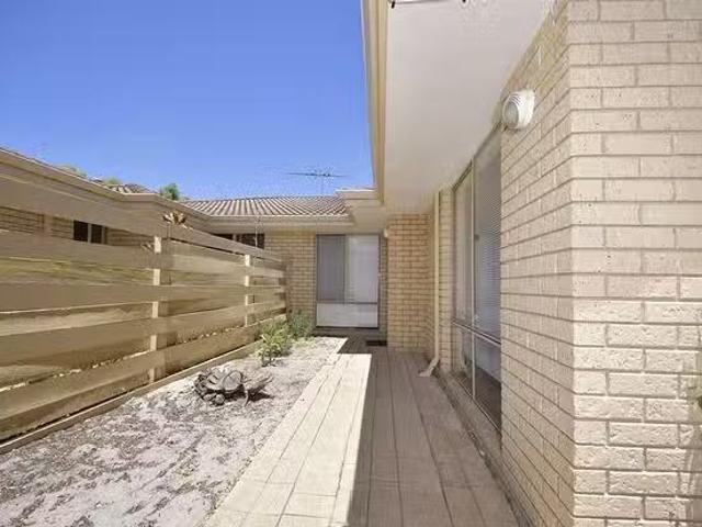 5/5 Merope Close, Rockingham, WA 6168