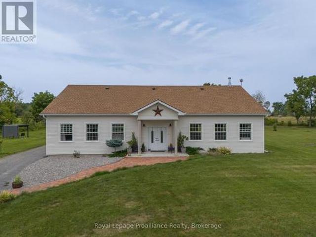 55 North Marysburgh Court, Prince Edward County Picton Ward, ON, K0K 2T0 house for sale | Listing ID X13598 | Royal LePage