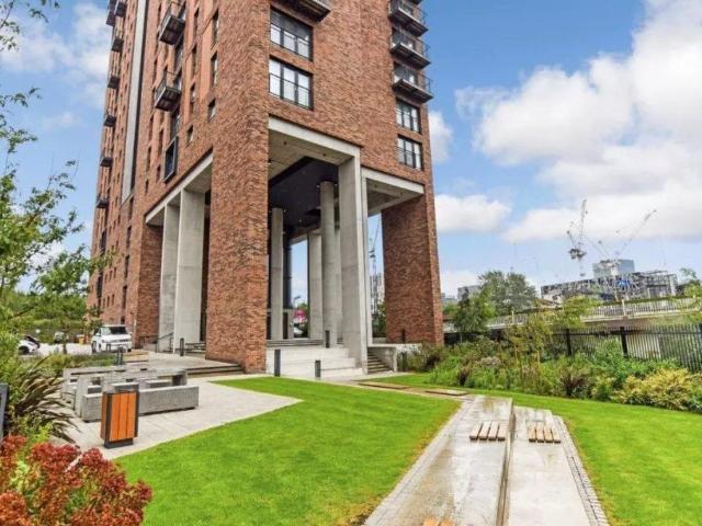55 Ordsall Lane, Salford M5 2 bed apartment to rent £1,475 pcm £340 pw