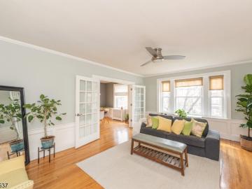 55 Park Ave # 26