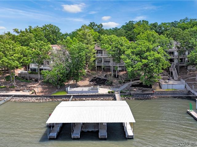 55 Point Hickory Court