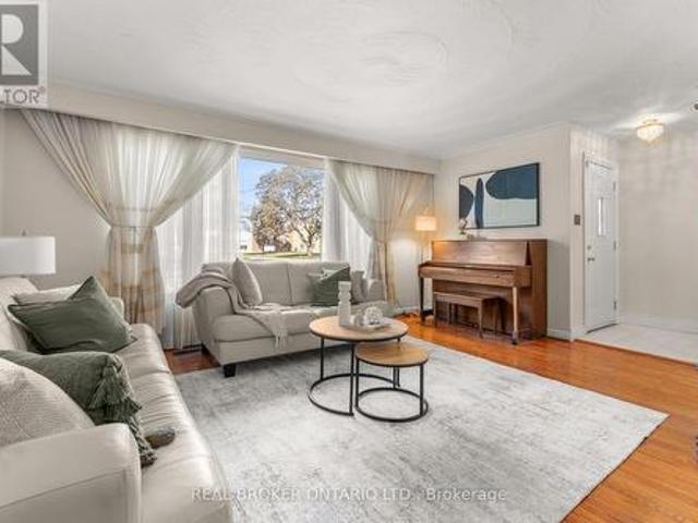 55 Rayoak Drive, Toronto, ON, M3A 2Y5 house for sale | Listing ID C13817 | Royal LePage