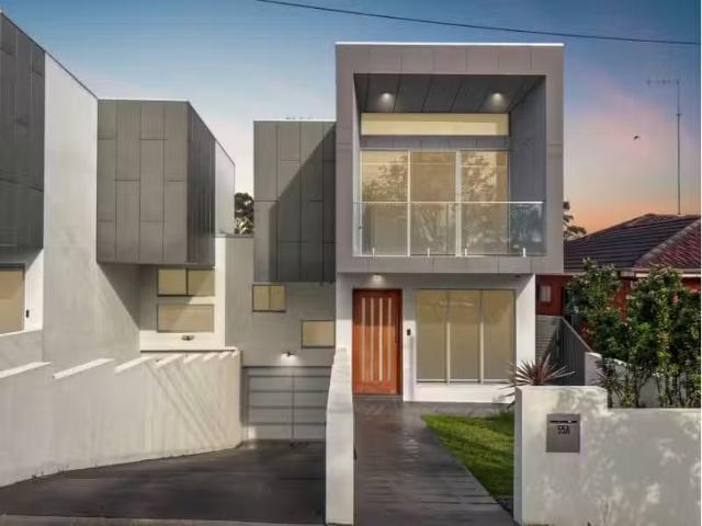 55a Flinders Road, GEORGES HALL Townhouse for rent Listed by.