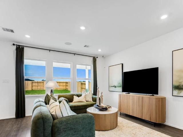 5607 Pistachio Place
