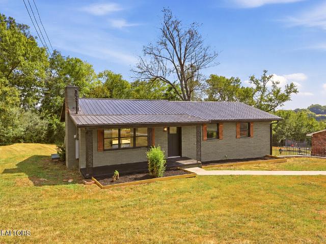 5608 Springplace Circle