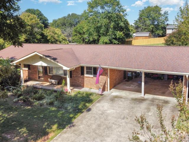 5609 Grace Chapel Rd, Hickory, NC 28601 | MLS #4302