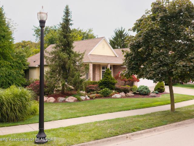 5601 Wild Iris Lane