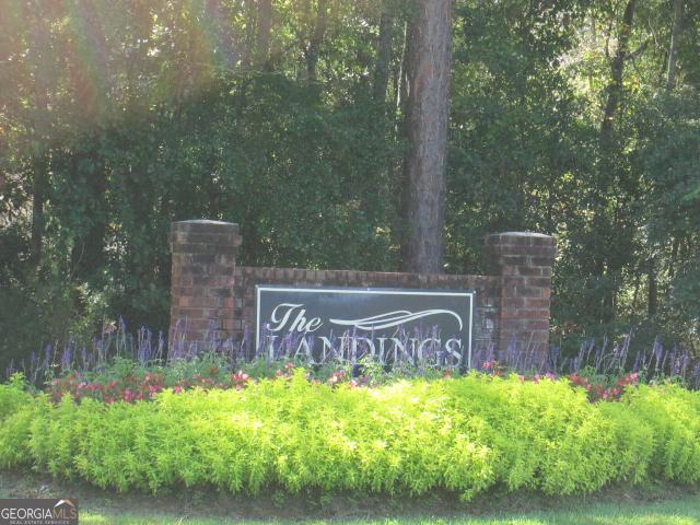 5602 Landings Parkway