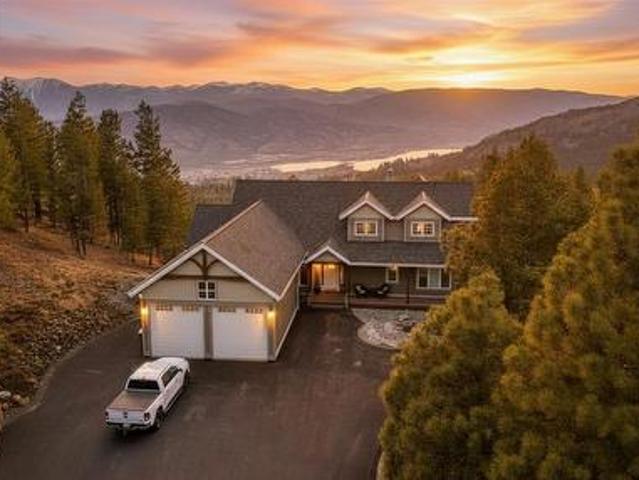 560 Sasquatch Trail, Osoyoos, BC, V0H 1V3 house for sale | Listing ID 10382 | Royal LePage