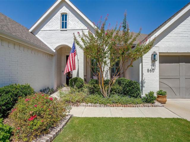 560 Point Vista Drive