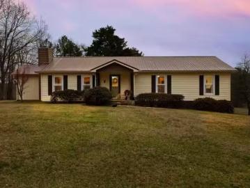 560 PHILLIPS DR, ONEONTA, AL 35121