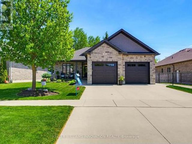 560 Rogers Road, North Perth, ON, N4W 0G1 house for sale | Listing ID X13242 | Royal LePage