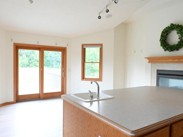 5614 N Vista Lane