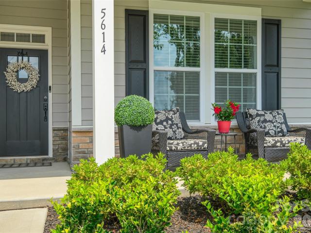 5614 Casper Drive