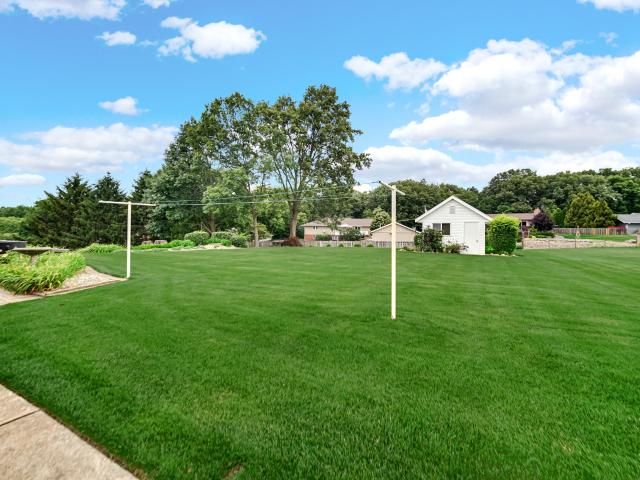 5617 W Wilmens Trail