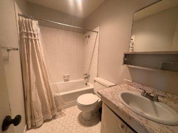 5618 B Street Quad 2 Bedroom Apartment for Rent at 5618 B St, Little Rock, AR 72205