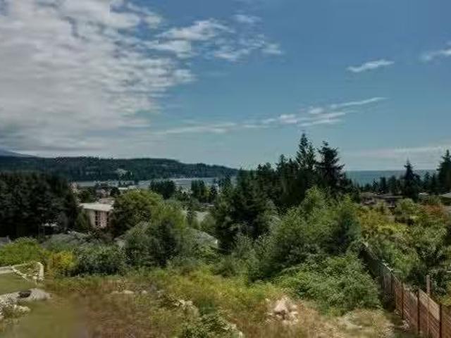 5618 Dungeness Place, Sechelt, BC, V0N 1V5 vacant land for s.