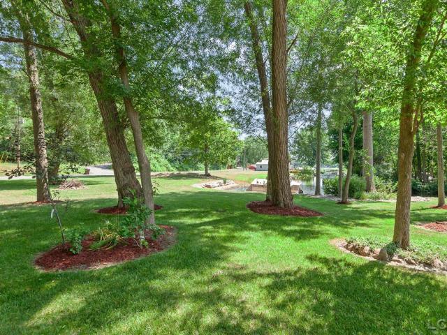 5619 Rays Drive