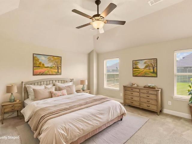 5610 Paradise Drive