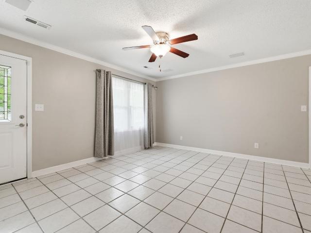 5610 Rosewood Dr