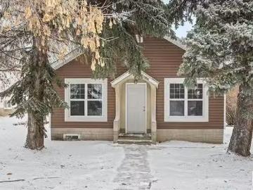 5613 53 Street, Vegreville, AB, T9K 1K1 house for sale List.