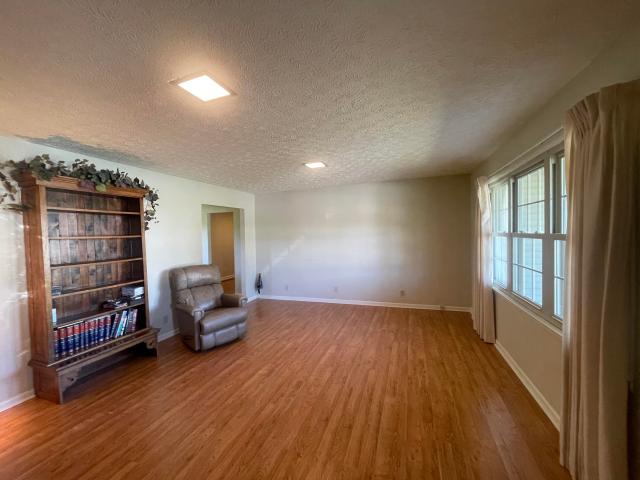561 Old Whitley Road
