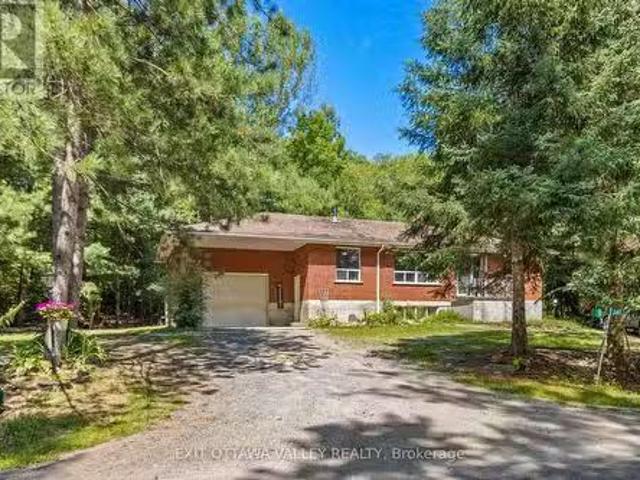 561 Long Lake Road, Madawaska Valley, ON, K0J 1B0 house for.