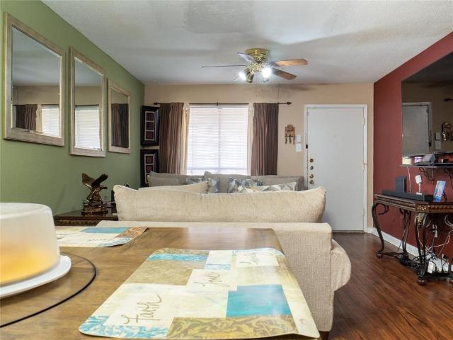 5625 Antoine Drive 1202