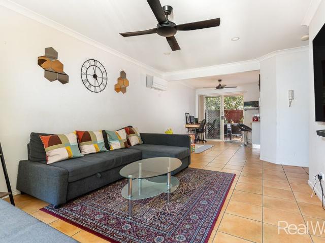 56/25 Buckingham Place, Eight Mile Plains QLD 4113 Townhouse For Rent | Domain
