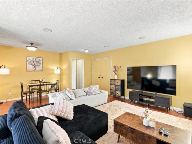 5625 Windsor Way 211