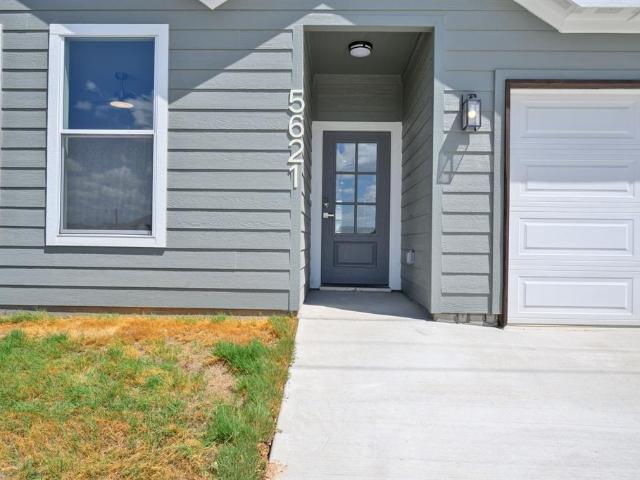 5621 San Jacinto Drive
