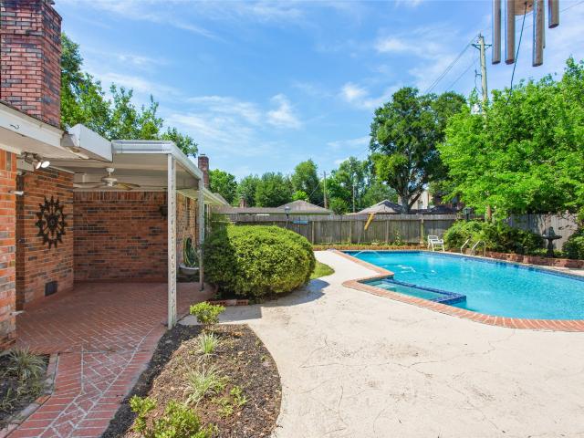 5622 Long Creek Lane