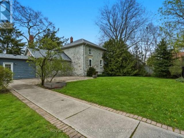 562 Cameron Street, Collingwood, ON, L9Y 2J3 house for sale | Listing ID S13756 | Royal LePage