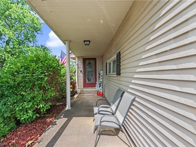 562 Fuhrer Avenue