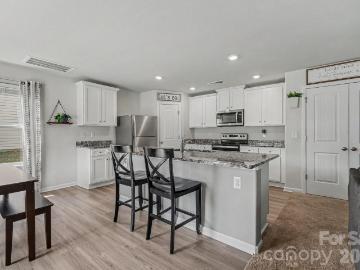 562 Lamorak Place