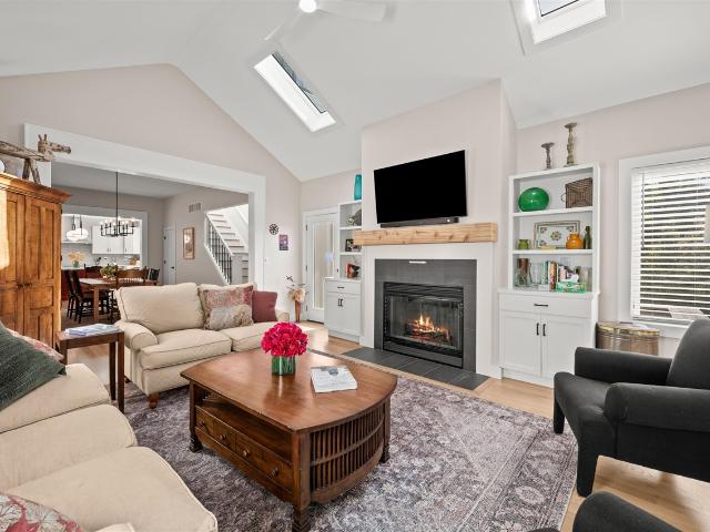 5634 Hidden Pond Lane