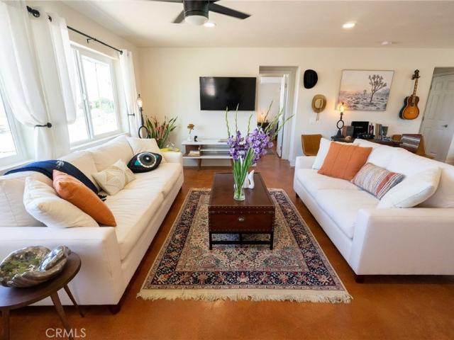 5634 Red Ryder Road