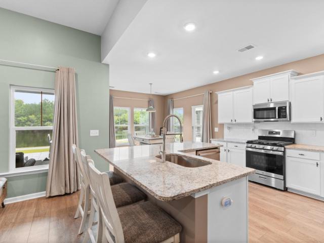 5635 Whitebark Dr