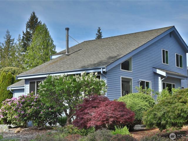 5636 Lenz Place