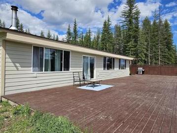 5630 Burton Road, Bridesville, BC, V0H 1Y0 house for sale | Listing ID 10382 | Royal LePage