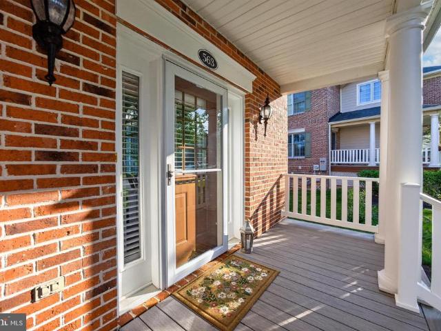 563 Gramercy Lane