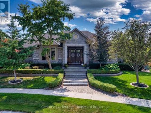 563 Lakeview Drive, Woodstock North, ON, N4T 0C7 house for sale | Listing ID X13493 | Royal LePage
