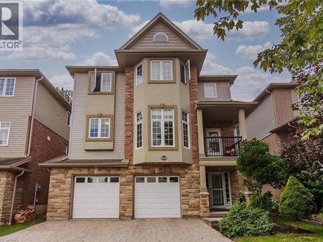 563 Woolgrass Avenue, Waterloo, ON, N2V 2Y2 house for sale | Listing ID 40853 | Royal LePage