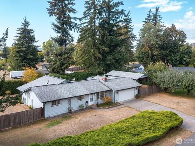 5649 Hudson Ln, Ferndale, WA 98248