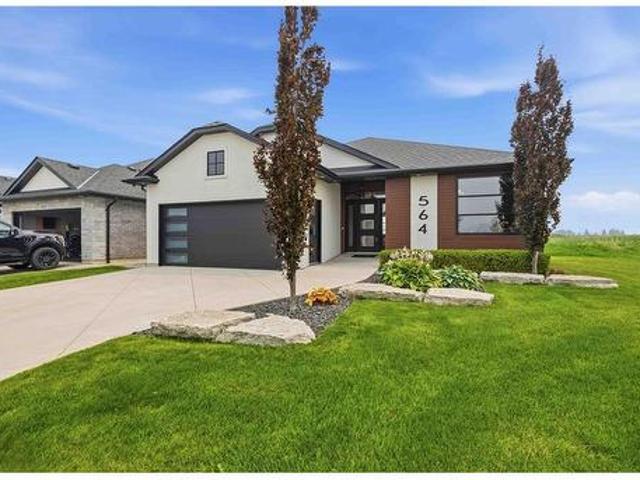 564 Franco Avenue, Sarnia, ON, N7S 0C7 house for sale | Listing ID 26017 | Royal LePage