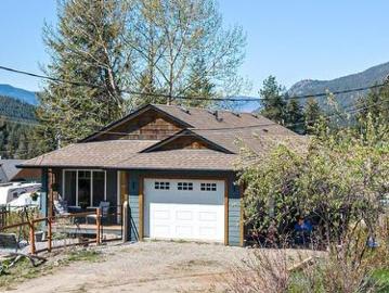 5654 Lynes Road, Falkland, BC, V0E 1W0 house for sale | Listing ID 10384 | Royal LePage